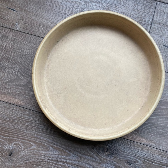 11 inch round superstone deep dish pizza and pie baker